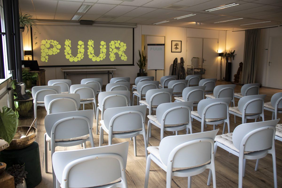 Presentatiezaal-huren-Almere-1.jpg